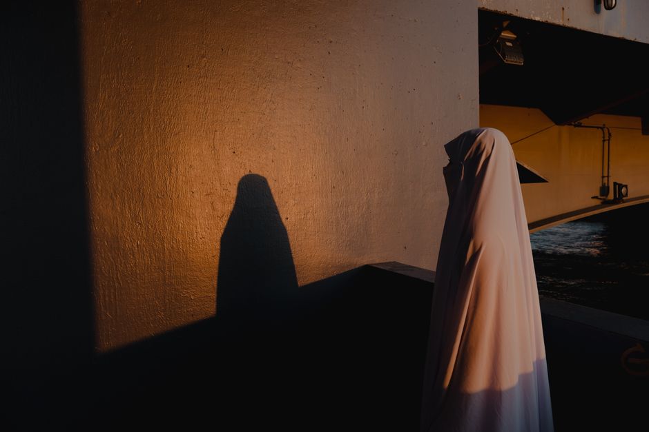 Il divieto del burqa nelle scuole italiane: il progetto di emendamento del Ministro Valditara e le implicazioni normative