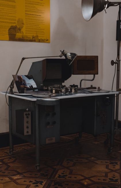 Il cinema in classe: strumenti e percorsi per integrare l'audiovisivo nella didattica scolastica
