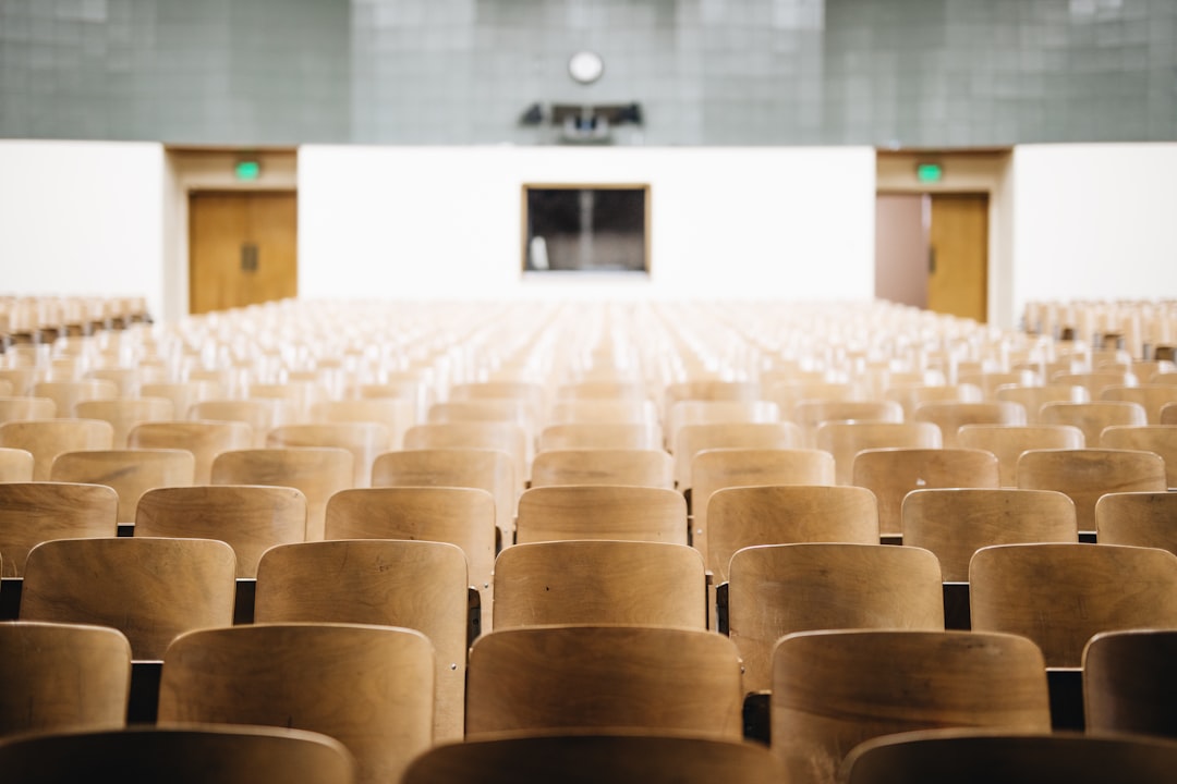 La Funzione Docente: Un Viaggio tra Educazione e Responsabilità