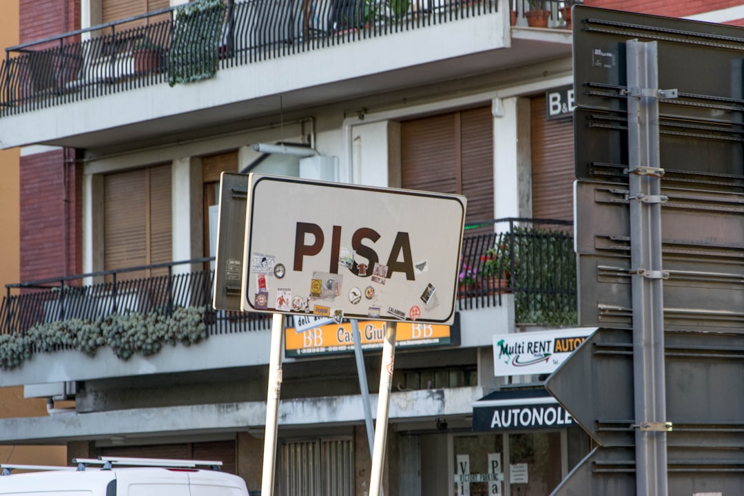 PISA 2025: l’Italia resiste al calo internazionale ma resta il nodo critico dei divari territoriali e formativi