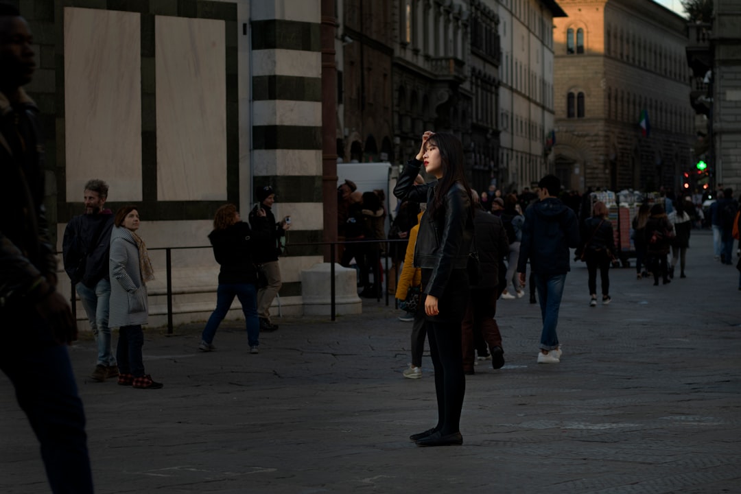 Preoccupanti aumenti dei reati sui minori in Italia: pornografia online in crescente escalation e bambine sempre più vittime
