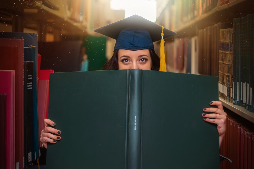 Preparati per il Tuo Esame di Laurea: Tutti i Passi per il Successo!