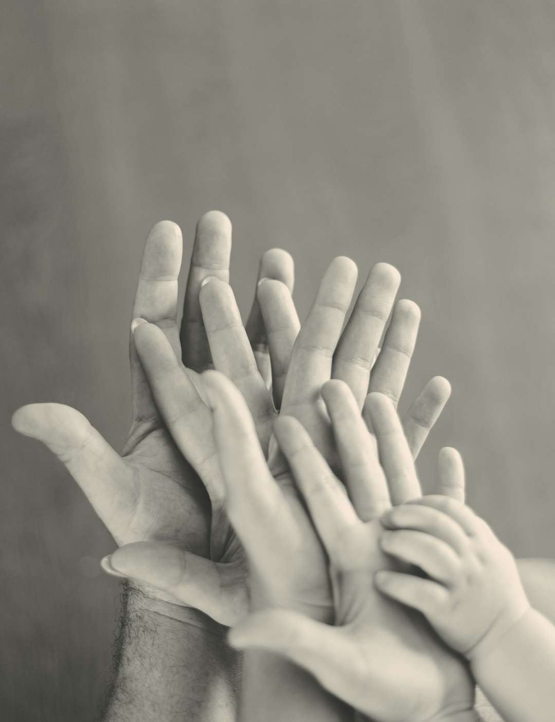 Il divario comunicativo tra minori e famiglie: i dati sull'isolamento delle alunne delle medie