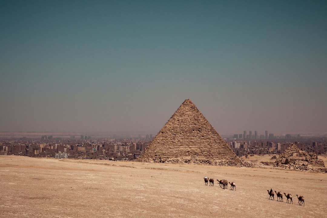 Scoprire l'Apotema del Tronco di Piramide: Un Concetto Fondamentale nella Geometria