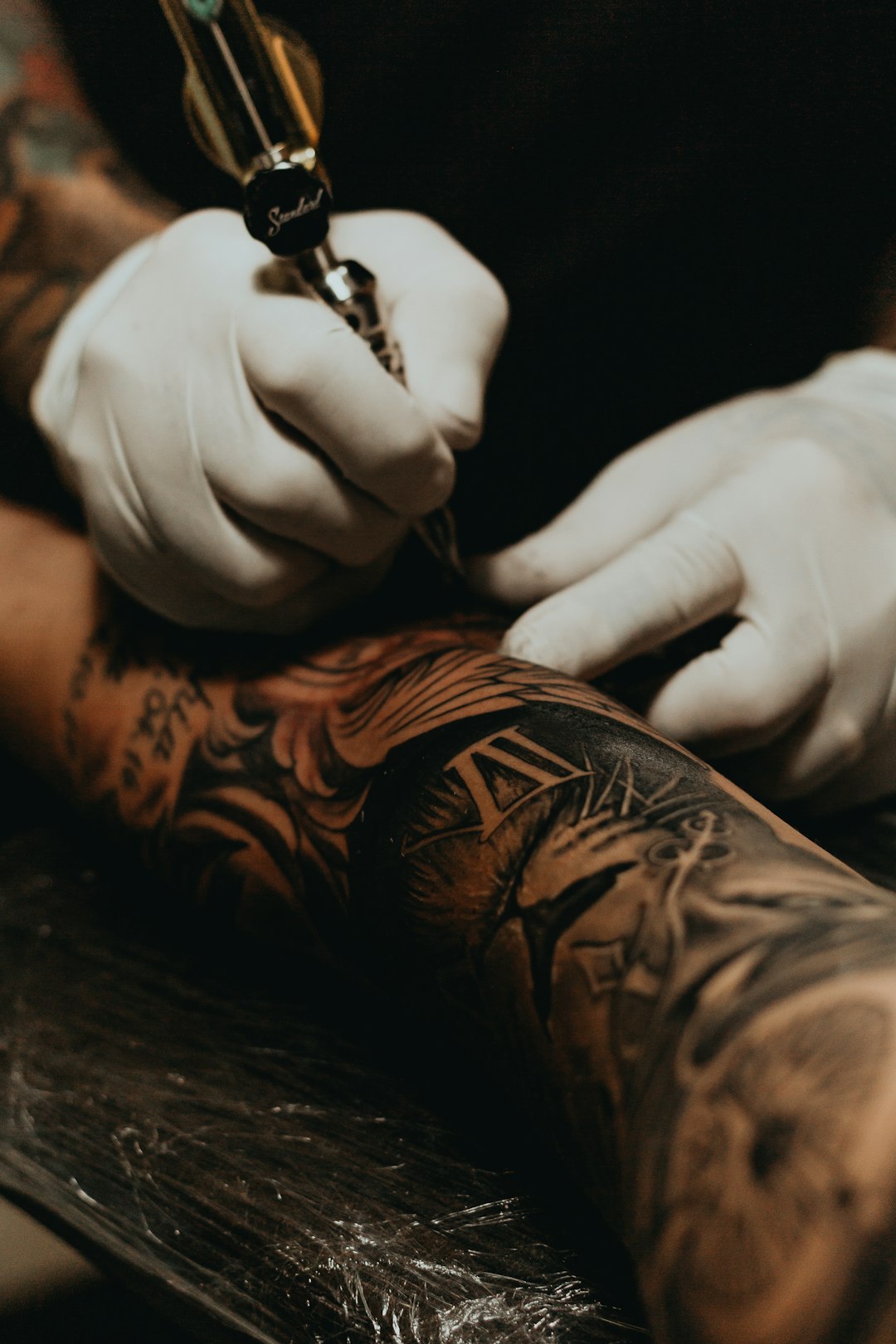 Oltre la tecnologia: il tatuaggio sulla pelle come strumento di Comunicazione Aumentativa Alternativa per l'autismo non verbale