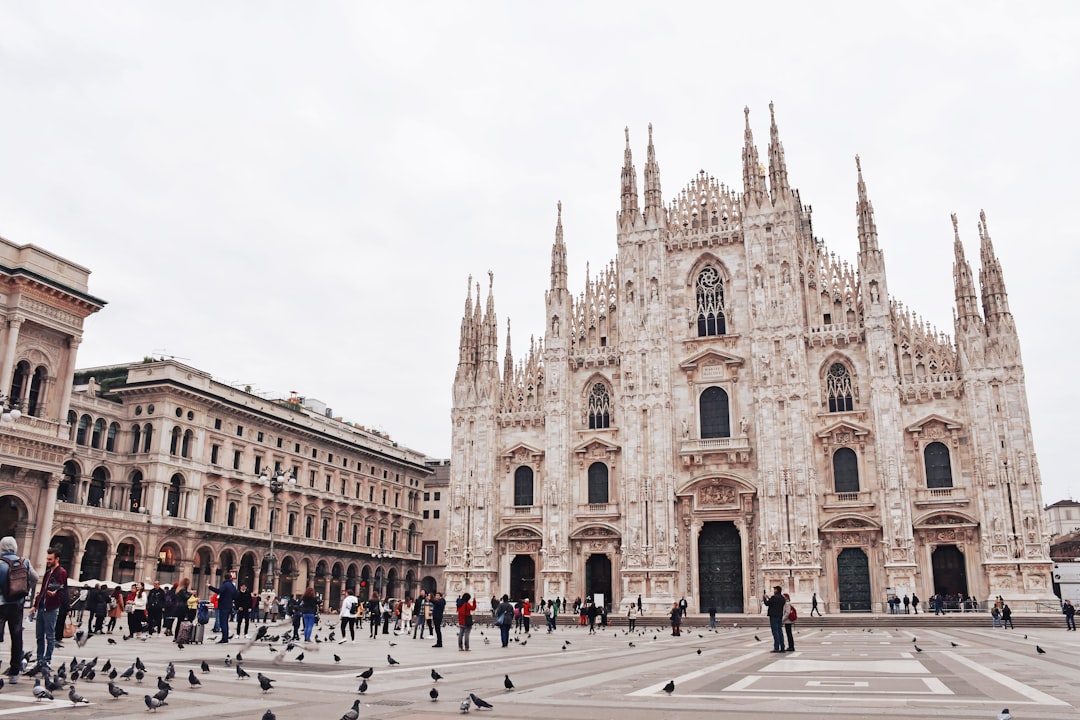 Il paradosso dell'istruzione italiana: Milano tra le migliori città universitarie mondiali e la fuga dei talenti dal Sud