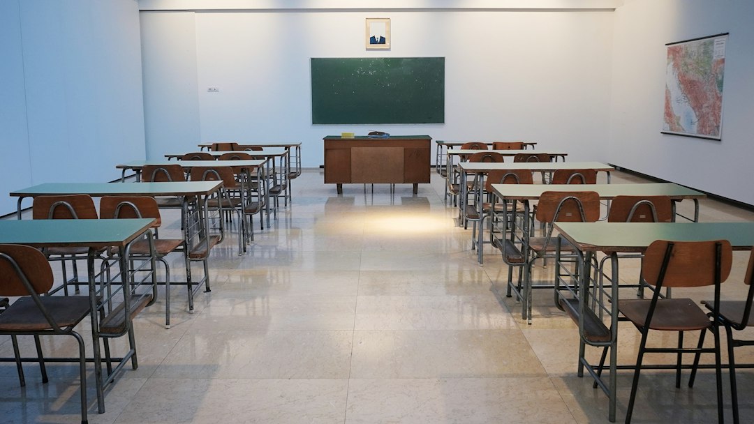Assemblee di istituto e docenti: chiarimenti normativi sugli obblighi di vigilanza e di servizio