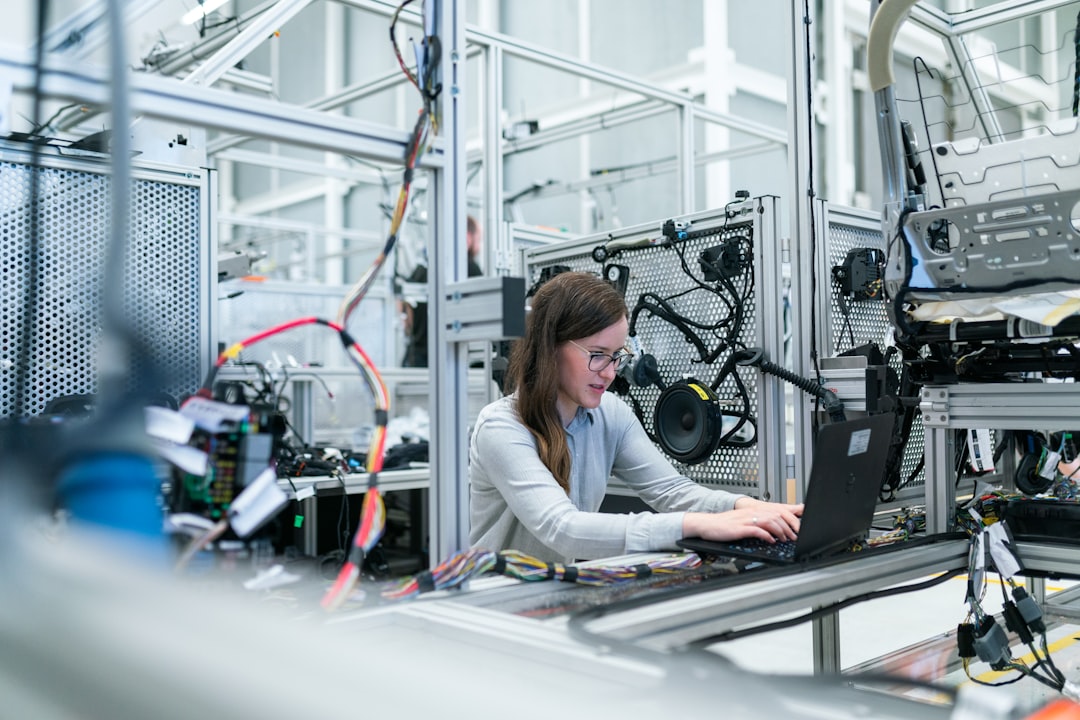 Strumenti Digitali e Loro Impatto nell'Uso della Tecnologia nell'Insegnamento Unico