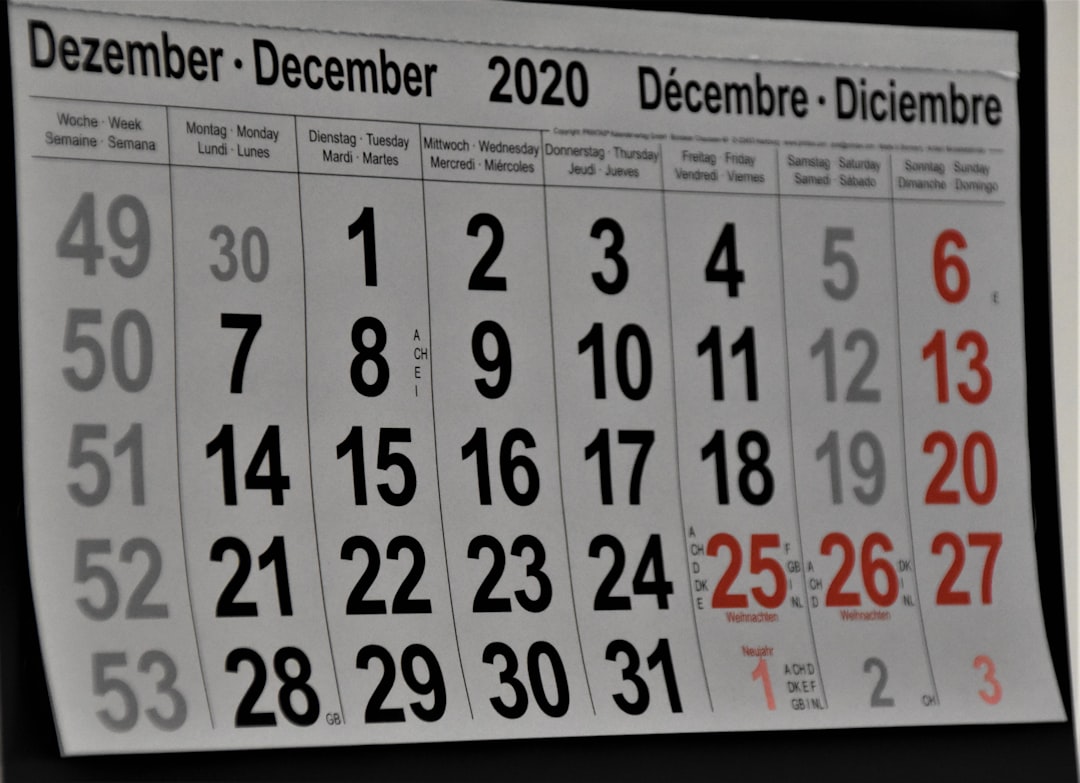 Calendario dicembre 2020 con date evidenziate, utile per pianificare il concorso scuola 2025 e rispettare le scadenze importanti.
