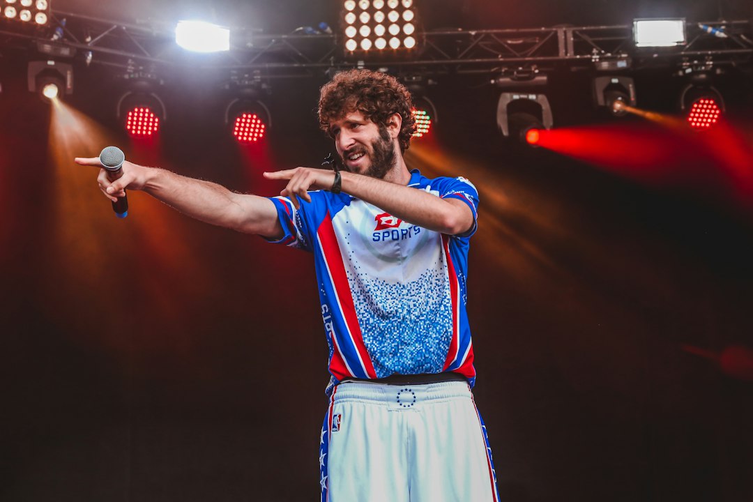 Roberto Vecchioni e il ritorno sul palco: la convalescenza e lo stop alle esibizioni dopo il concerto a Roma