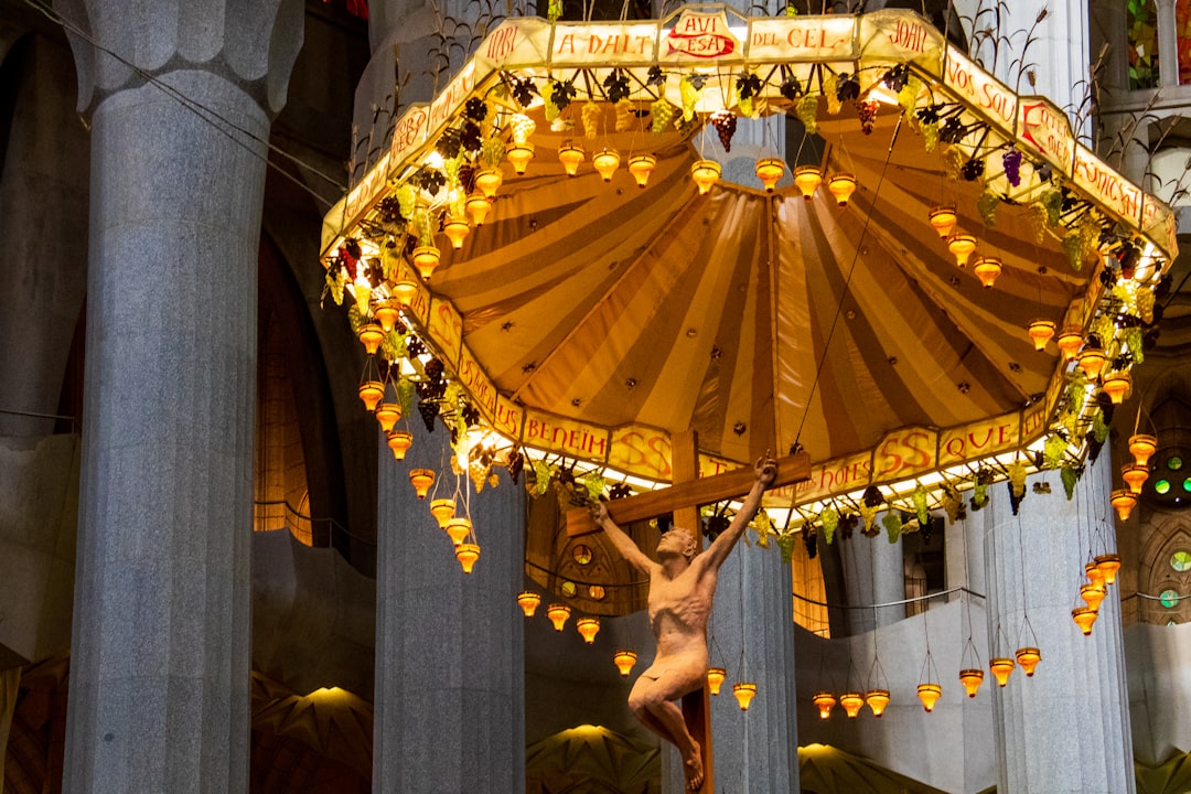 Alla scoperta dell'architetto della Sagrada Familia: Antoni Gaudí