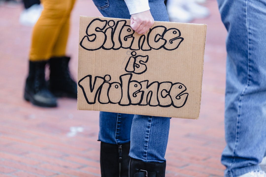 Violenza di genere: il nuovo percorso formativo per docenti per riconoscere e prevenire le dinamiche di abuso
