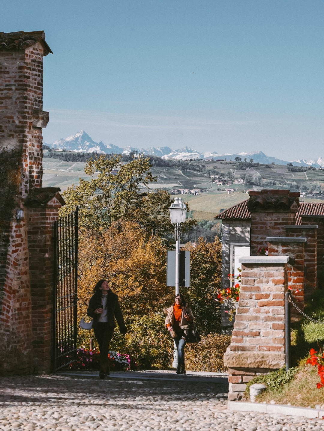 Scuole di quota e futuro del Piemonte: l'impegno di UNCEM per la montagna