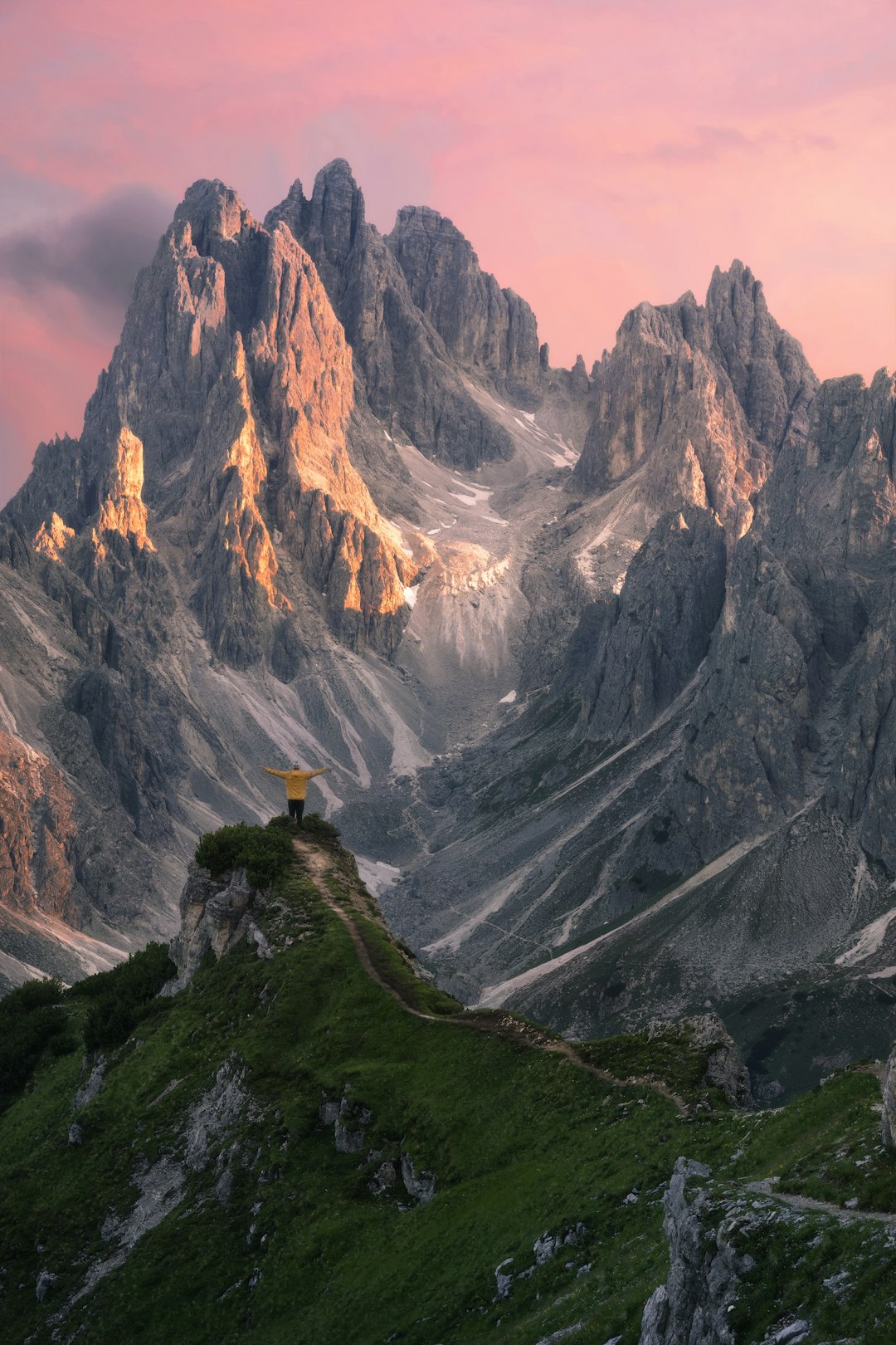 Docenti di montagna: il credito d'imposta slitta al 2028, analisi del rinvio e delle nuove regole per il settore.