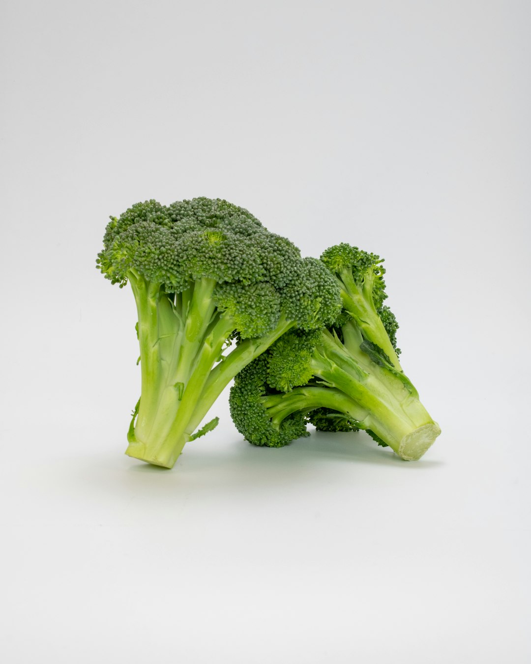 Enrico Galiano e la metafora dei broccoli: come trasformare la lettura scolastica da obbligo a piacere estetico