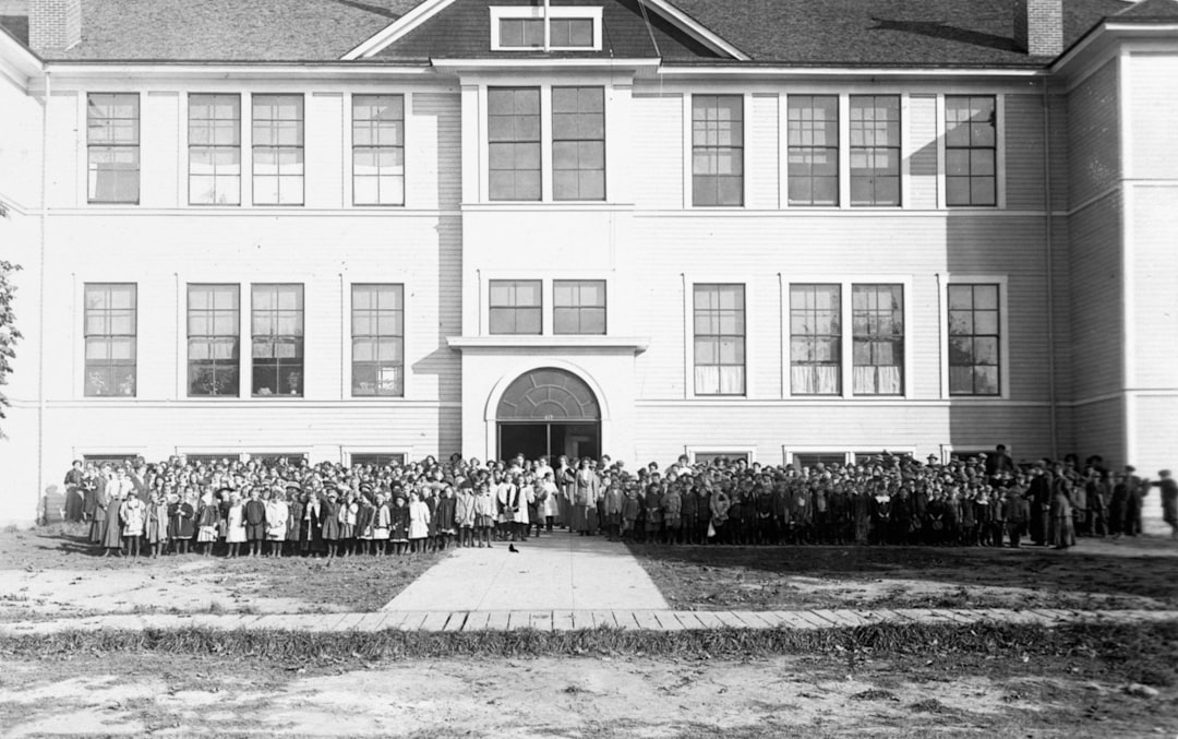 La scuola non è una caserma: una comunità collegiale che mette al centro la didattica