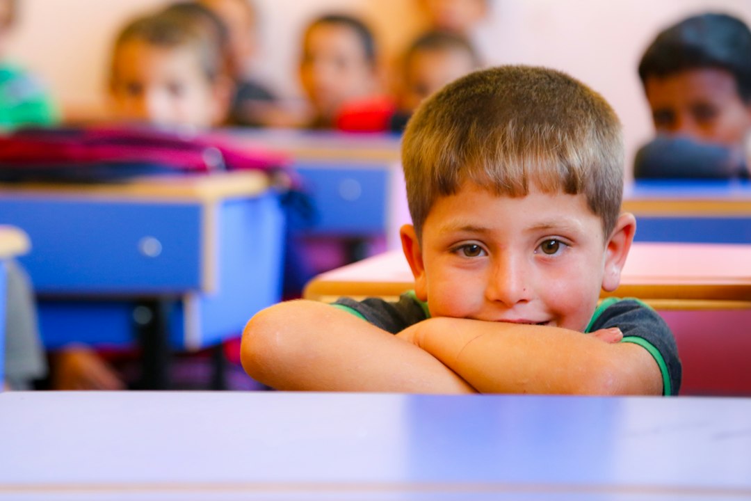 La trappola della semplificazione: perché la scuola italiana rischia di perdere il contatto con la complessità formativa