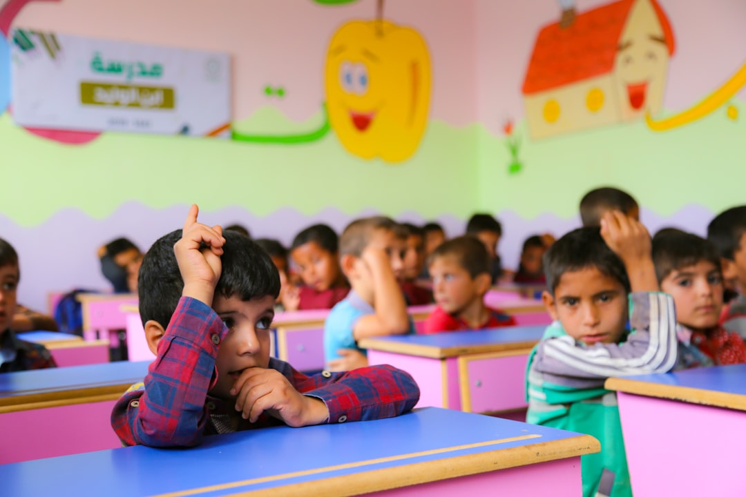 Contenzioso per graduatorie scolastiche: l'obbligo di coinvolgere tutti i contro-interessati