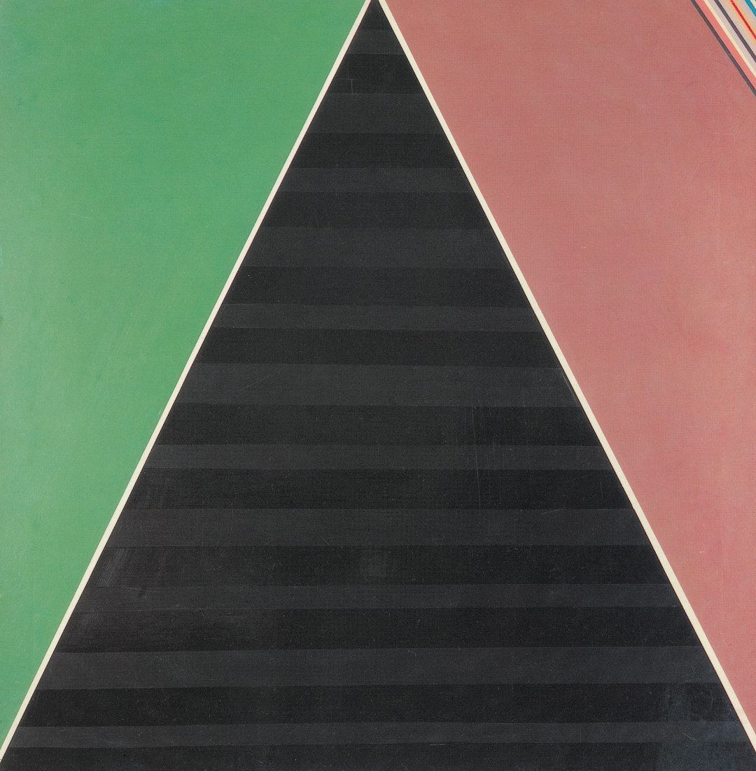 Scoprire l'Altezza di un Triangolo Rettangolo: Guida Pratica e Teorica