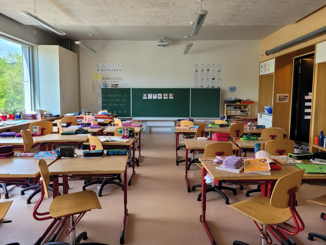Emergenza caldo a scuola: il Ministero stanzia 20 milioni di euro per il raffrescamento degli istituti