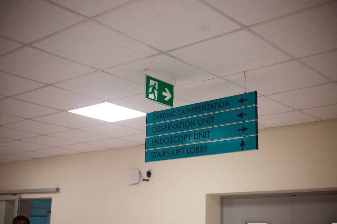 Sicurezza a scuola: il crollo del controsoffitto nel padovano e le criticità strutturali degli edifici scolastici