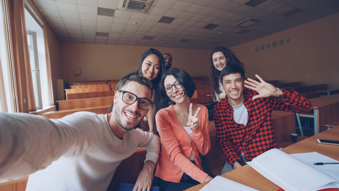 Da like a feedback veri: rieducare le relazioni in classe con ascolto e Linguaggio Giraffa