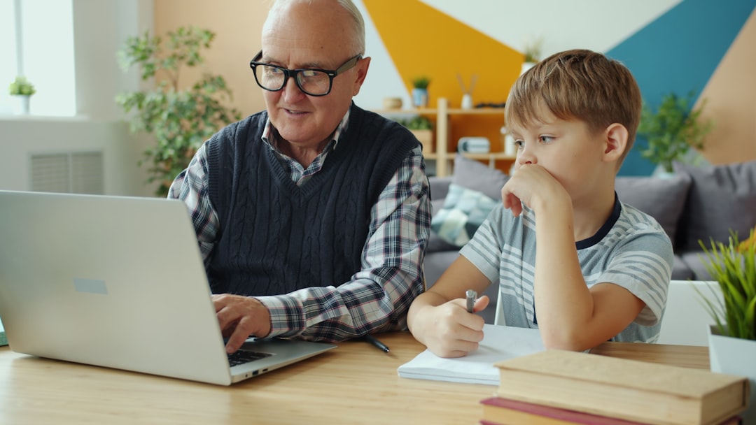 Il divario digitale e generazionale nella scuola italiana: tra il trionfo del 2006 e le sfide dell'innovazione