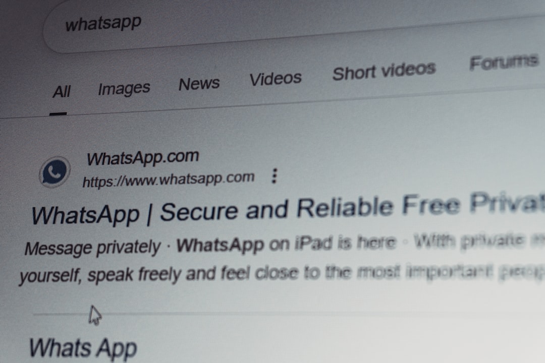 La dignità chiusa in un cassetto: supplenze, un messaggio WhatsApp e la continuità educativa in discussione