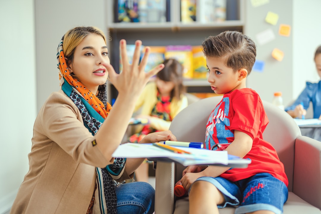 Disfonia professionale: riconoscere i primi segnali e preservare la voce in classe